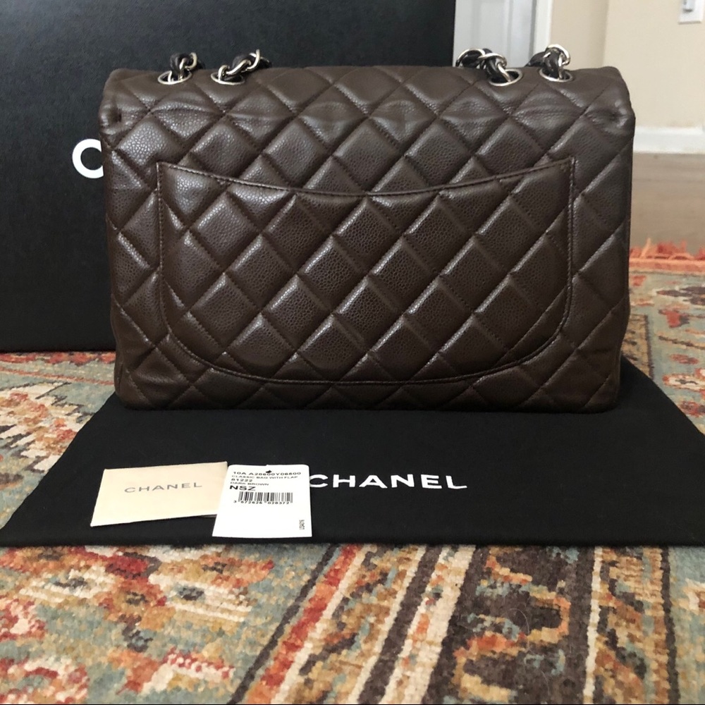 SOLD**Chanel Classic Jumbo Caviar Single Flap Bag - Picture 2 of 16